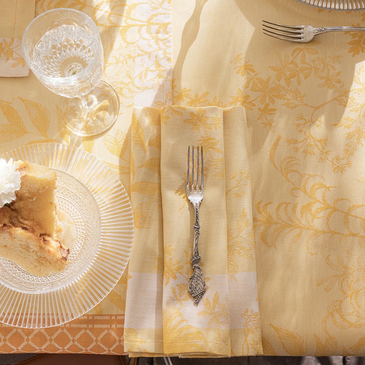 Jardin d'Eden - Tablecloth, Placemats, Napkins & Runner