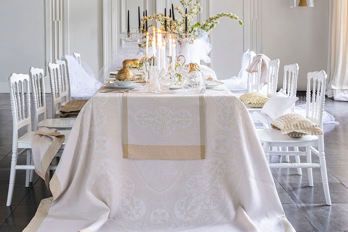 Evasion Céleste - Linen Tablecloth, Placemats, Napkins & Runner
