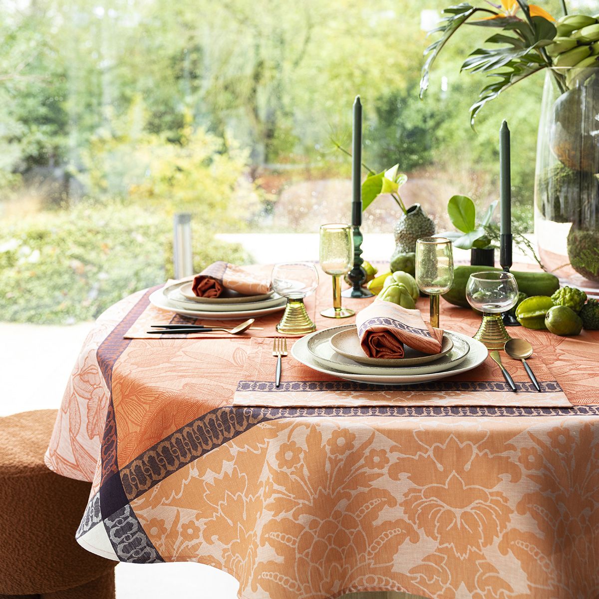 Escapade Tropicale - Linen Tablecloth, Placemats, Napkins & Runner