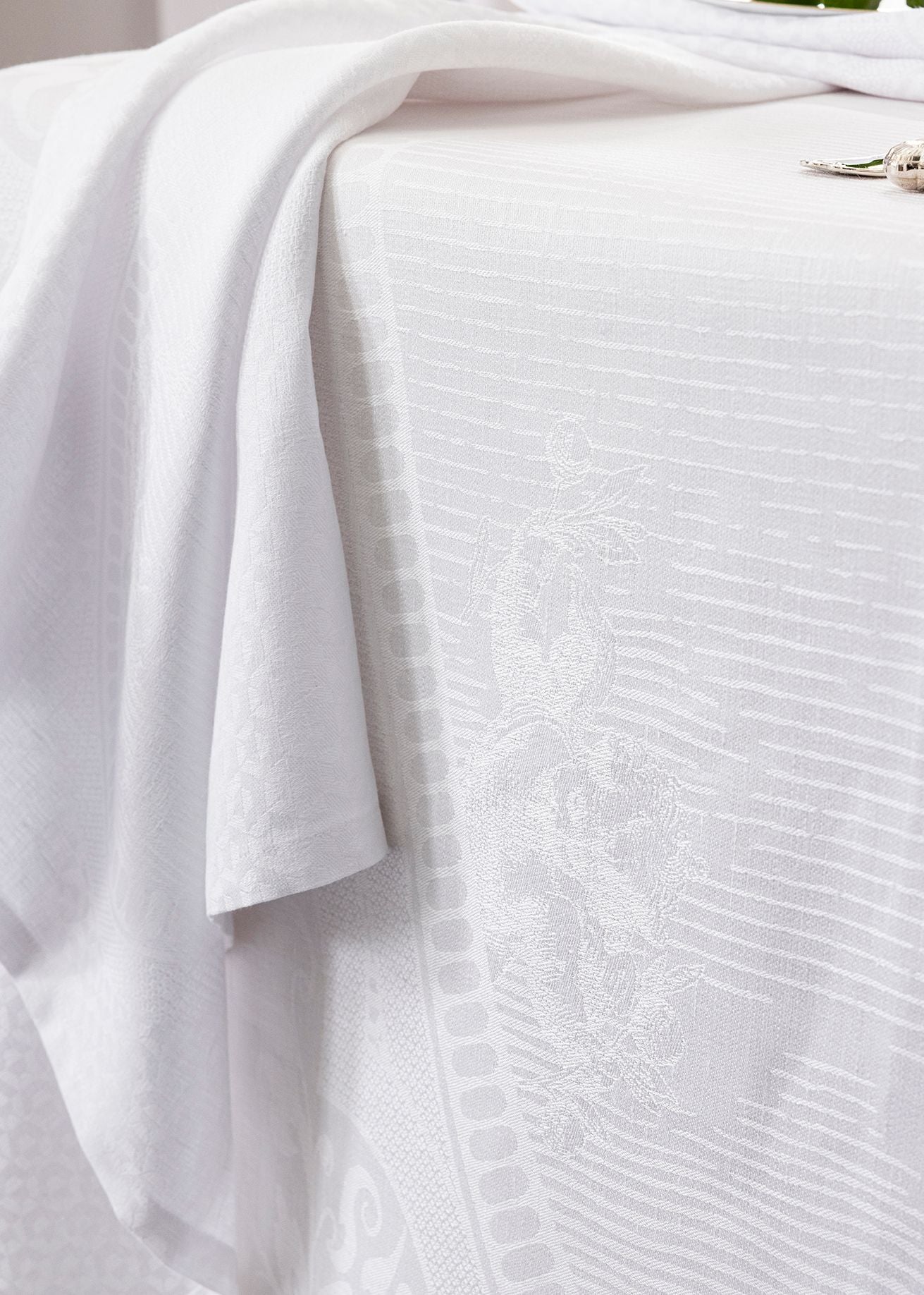 Evasion Céleste - Linen Tablecloth, Placemats, Napkins & Runner
