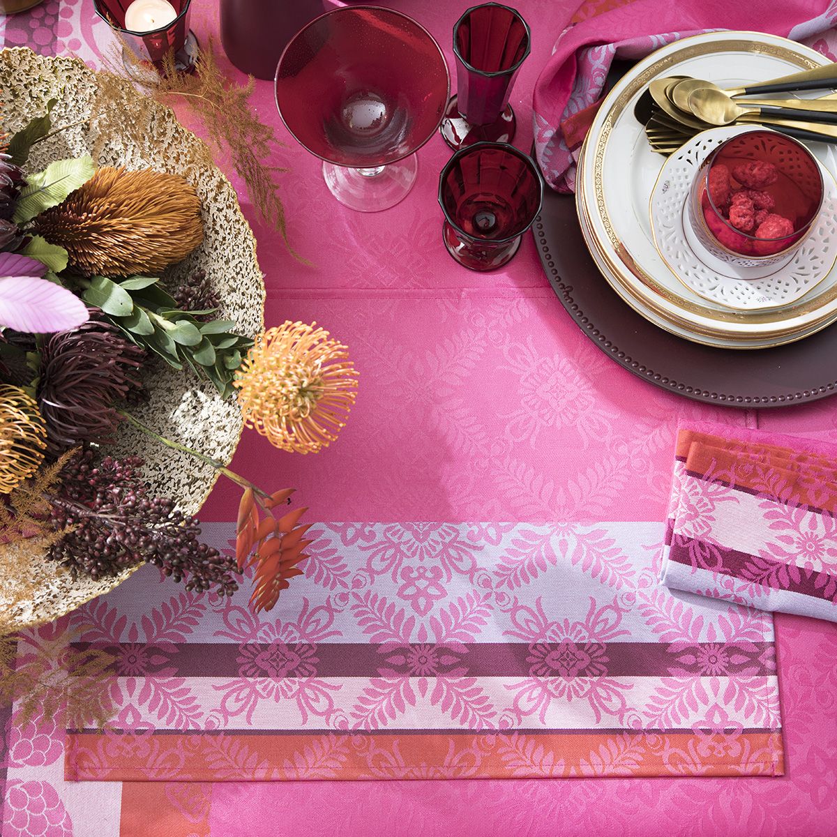 Mumbai - Coated Tablecloths & Placemats