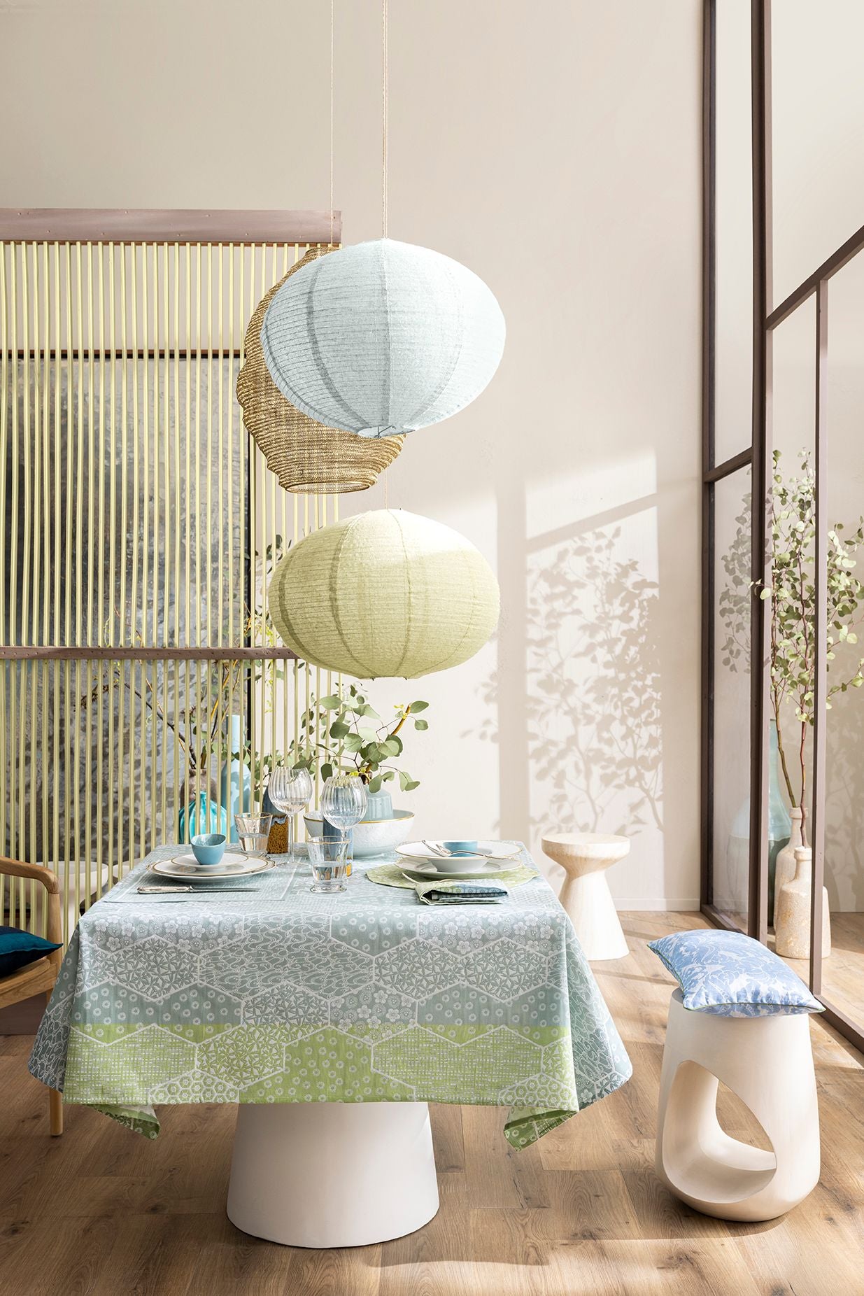 Wagara - Coated Cotton Tablecloths & Placemats