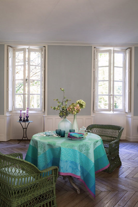 Parfums De Bagatelle Tablecloth, Placemats, Napkins & Runners