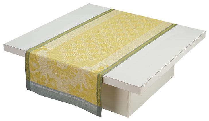 Jardin D'Orient - Linen Tablecloth, Placemats, Napkins & Runners