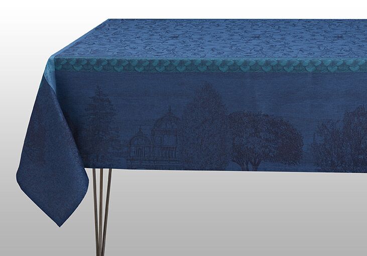 Symphonie Baroque Linen Tablecloth, Placemats, Napkins & Runners