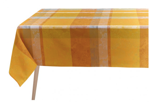 Marie Galante Coated Tablecloths, Placemats & Napkins