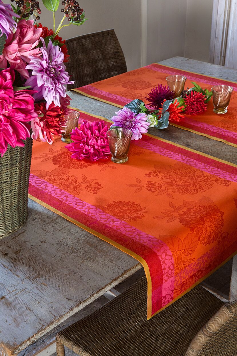 Parfums De Bagatelle Tablecloth, Placemats, Napkins & Runners