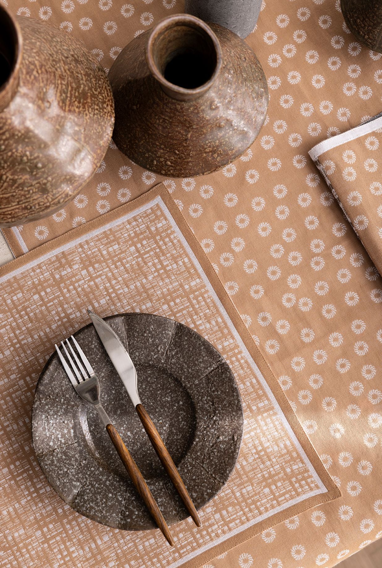 Wagara - Cotton Tablecloth, Napkins & Runner