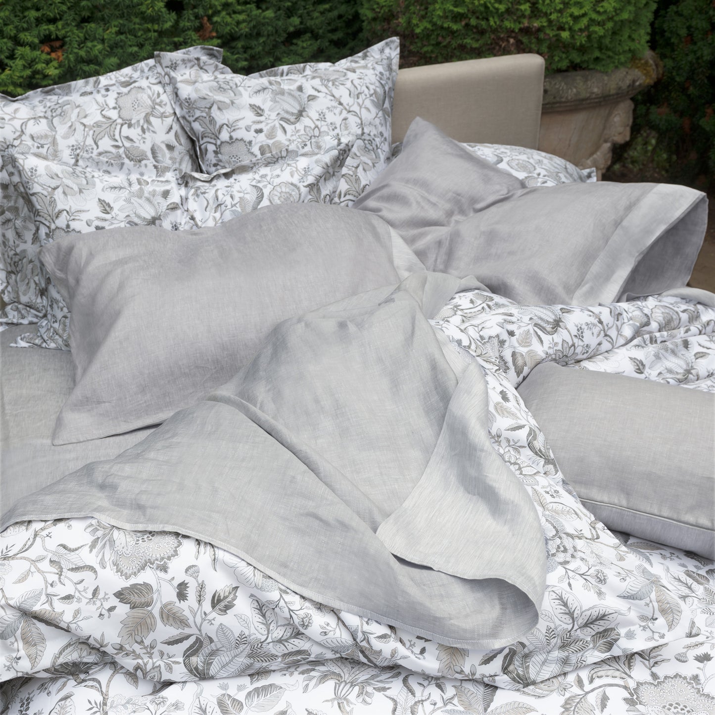 Inesa Duvet Covers & Shams