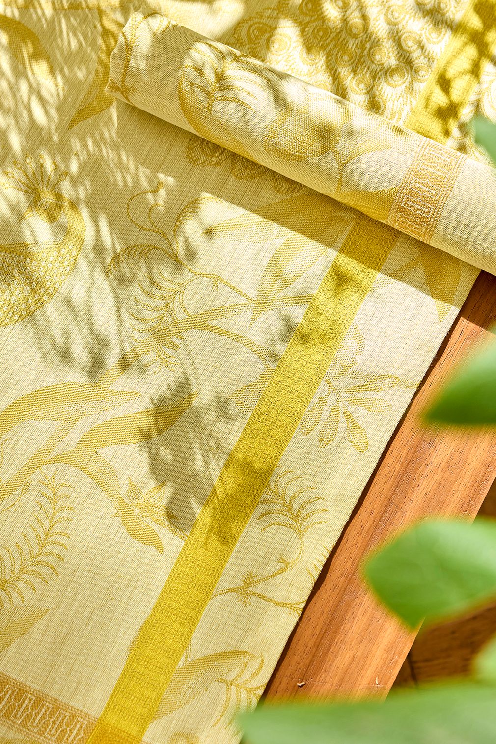 A l'Orangerie - Linen Tablecloth, Placemats, Napkins & Runners