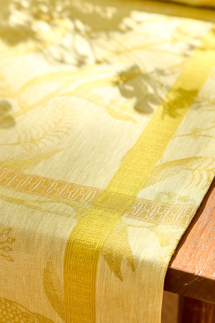 A l'Orangerie - Linen Tablecloth, Placemats, Napkins & Runners