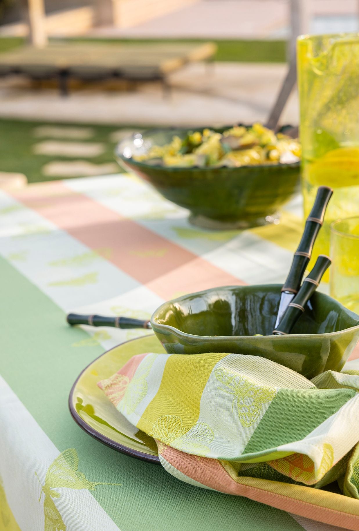 Bal des Papillons - Coated Cotton Tablecloths & Placemats
