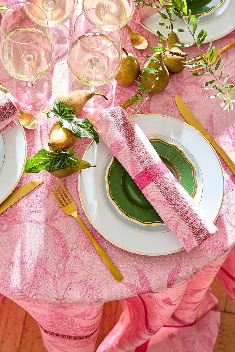 A l'Orangerie - Linen Tablecloth, Placemats, Napkins & Runners