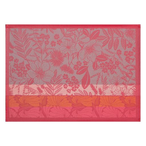 Cottage Cotton Tablecloths, Napkins & Runners