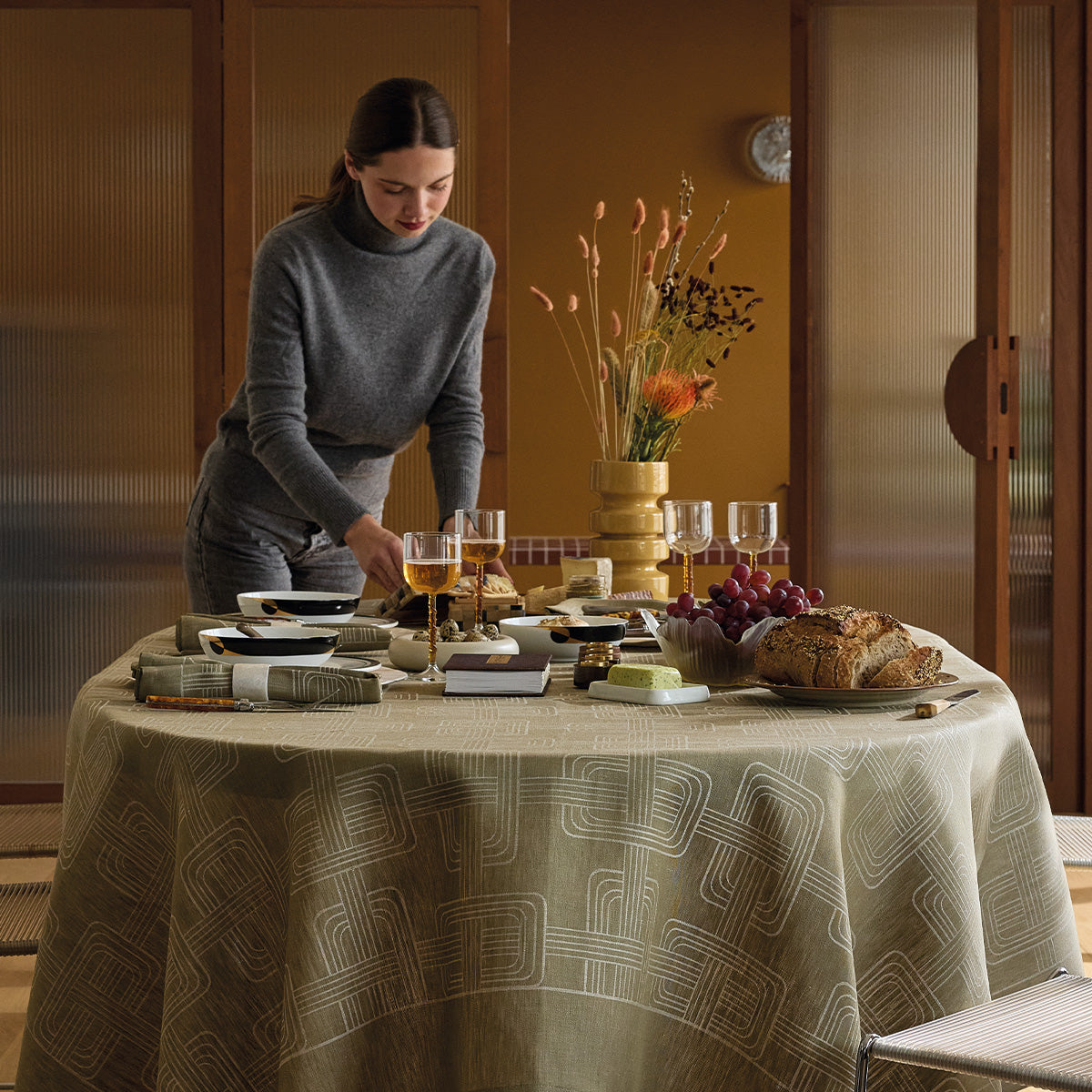 Hotel Particulier - Linen Tablecloths, Placemats, Napkins, Runners