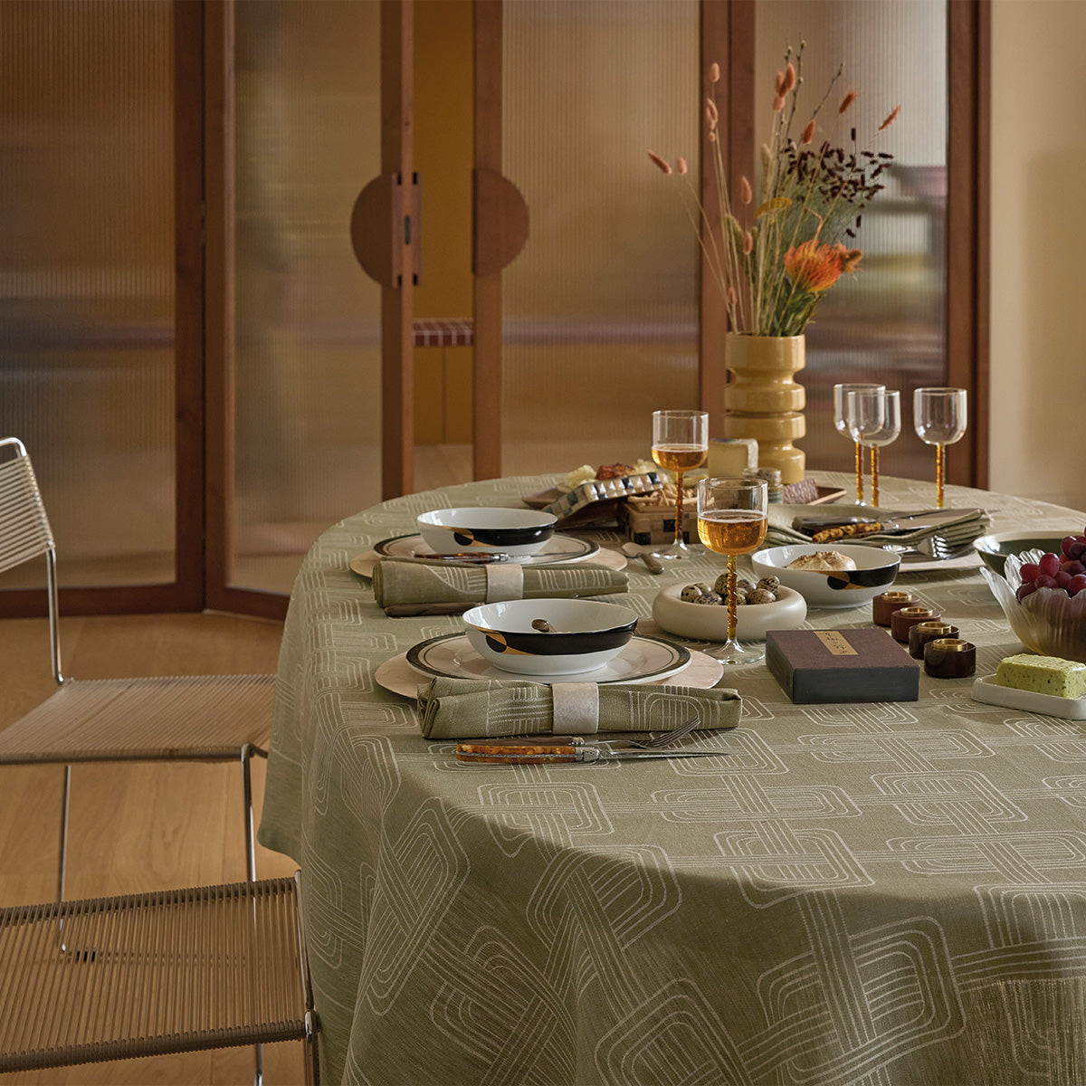 Hotel Particulier - Linen Tablecloths, Placemats, Napkins, Runners