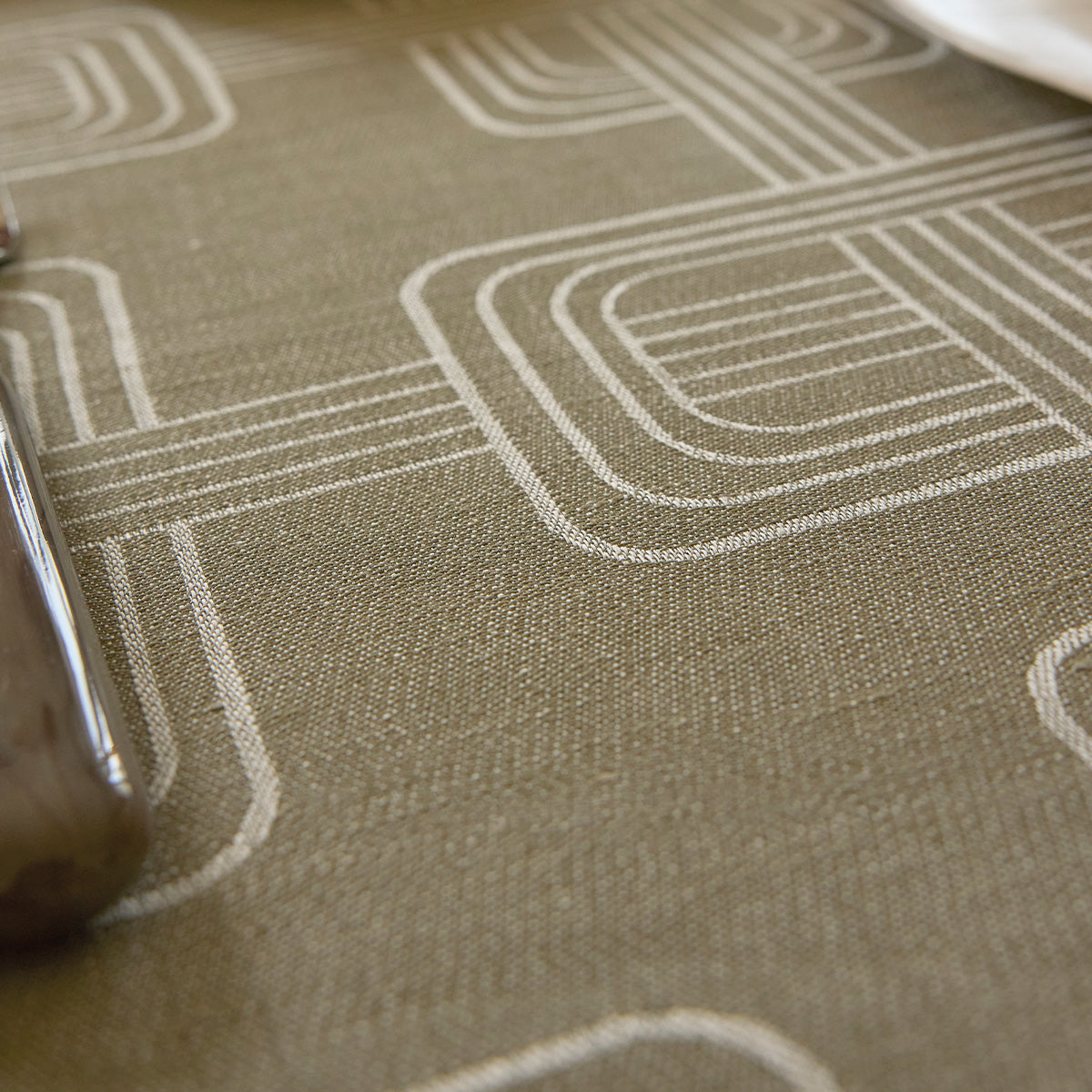 Hotel Particulier - Linen Tablecloths, Placemats, Napkins, Runners