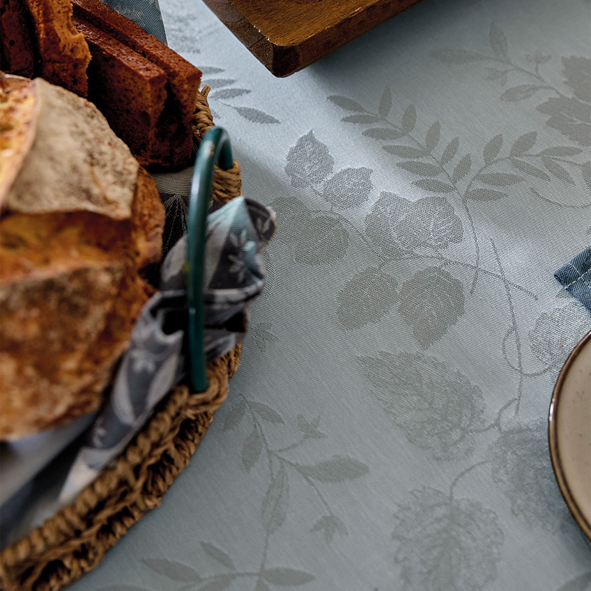 Manor Lane - Cotton Tablecloths, Napkins & Runner