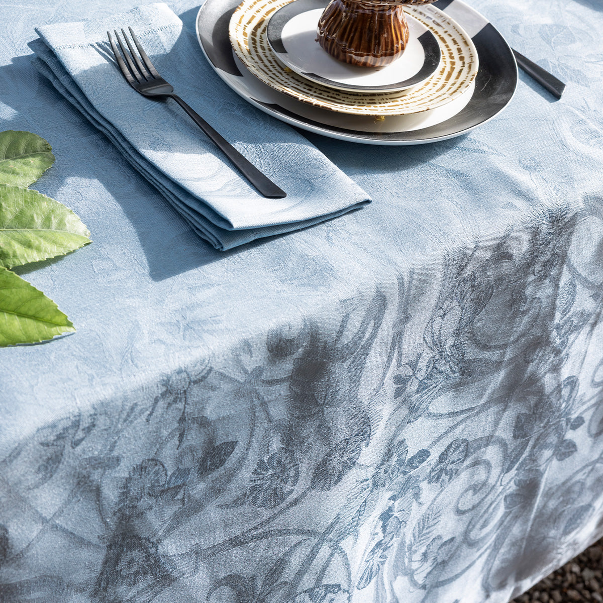 Tivoli - Linen Tablecloth, Runner, Placemats & Napkins