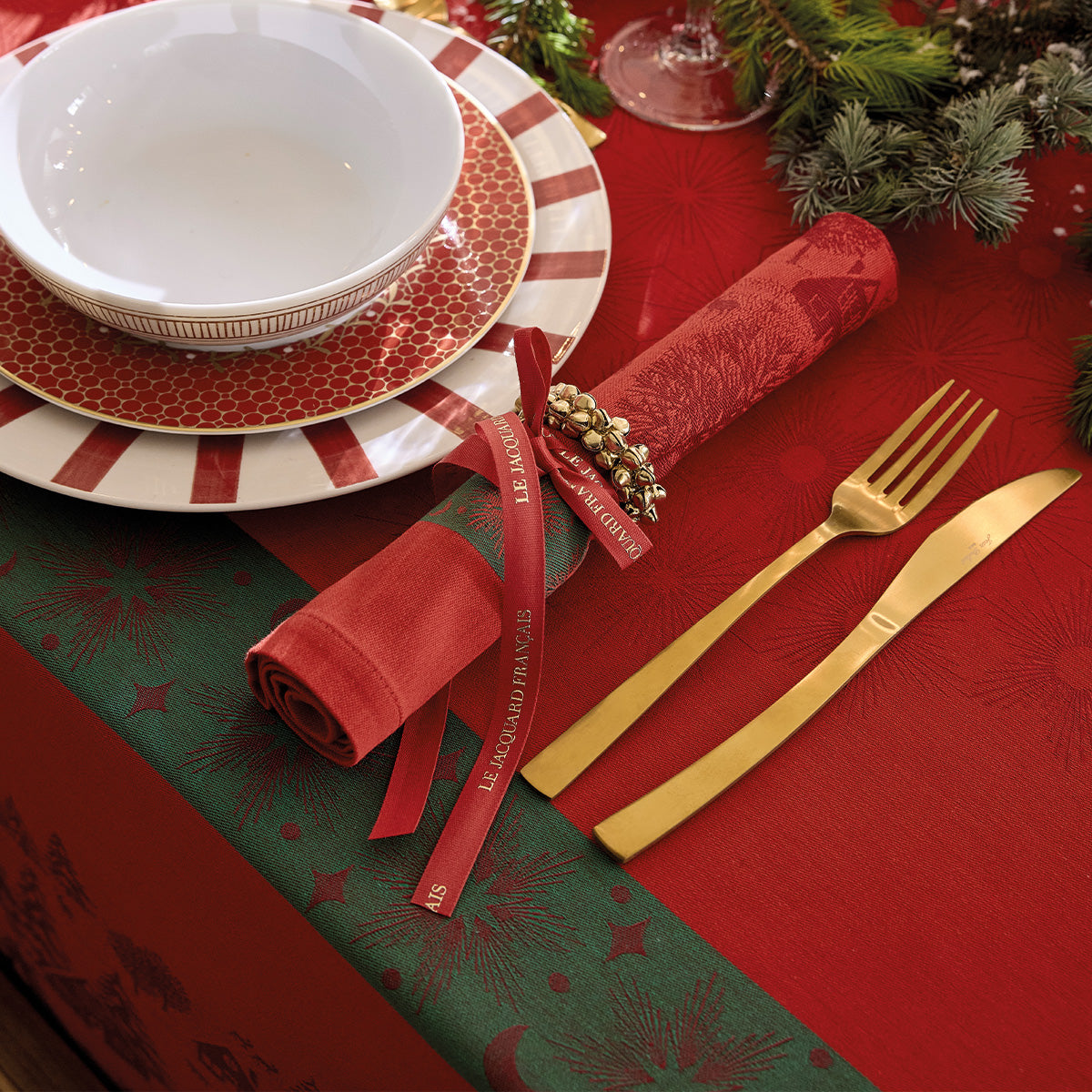 Sous les Étoiles - Cotton Tablecloths, Napkins, Placemats & Runners