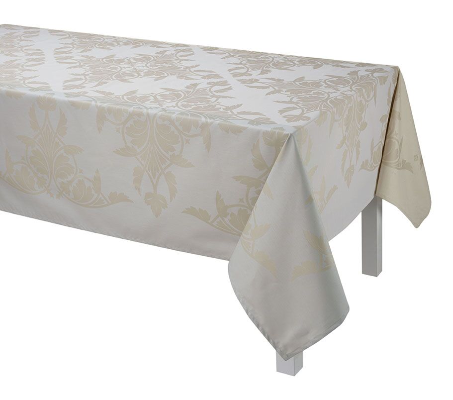 Syracuse Tablecloth, Placemats, Napkins & Runners