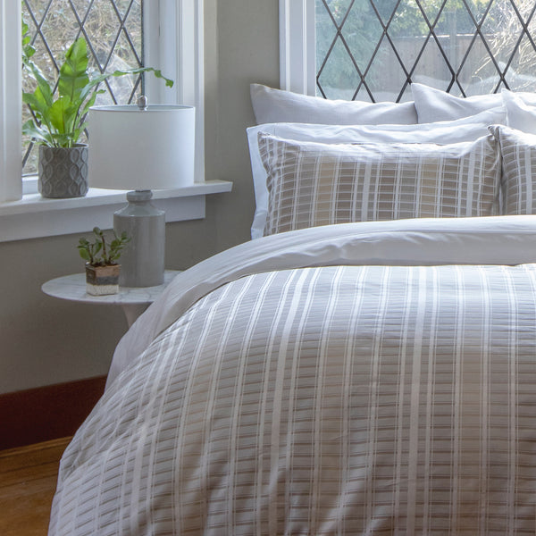 Lucas Jacquard Duvet Cover Light & Shams