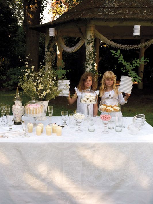 Siena Tablecloth, Placemats, Napkins & Runners